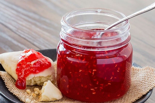 Jam Vs. Jelly: What Are The Differences? – DifferenceCamp