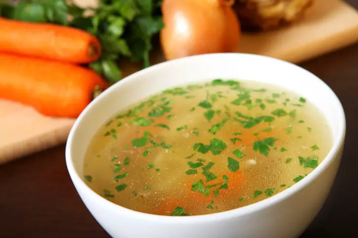 difference between stock and broth