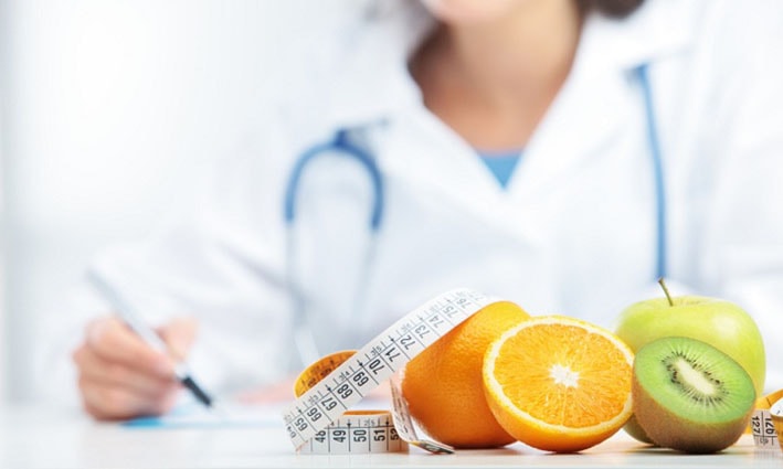 Dietitian Vs. Nutritionist: 3 Major Differences You Must Know