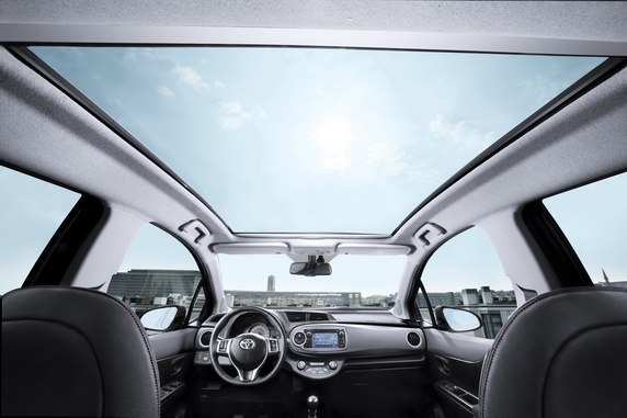 Moonroof vs. Sunroof: What are the Differences?