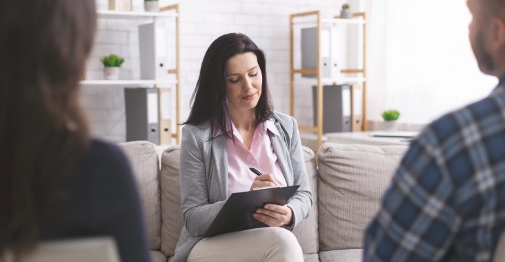 What Are the Differences Between Counseling and Psychotherapy